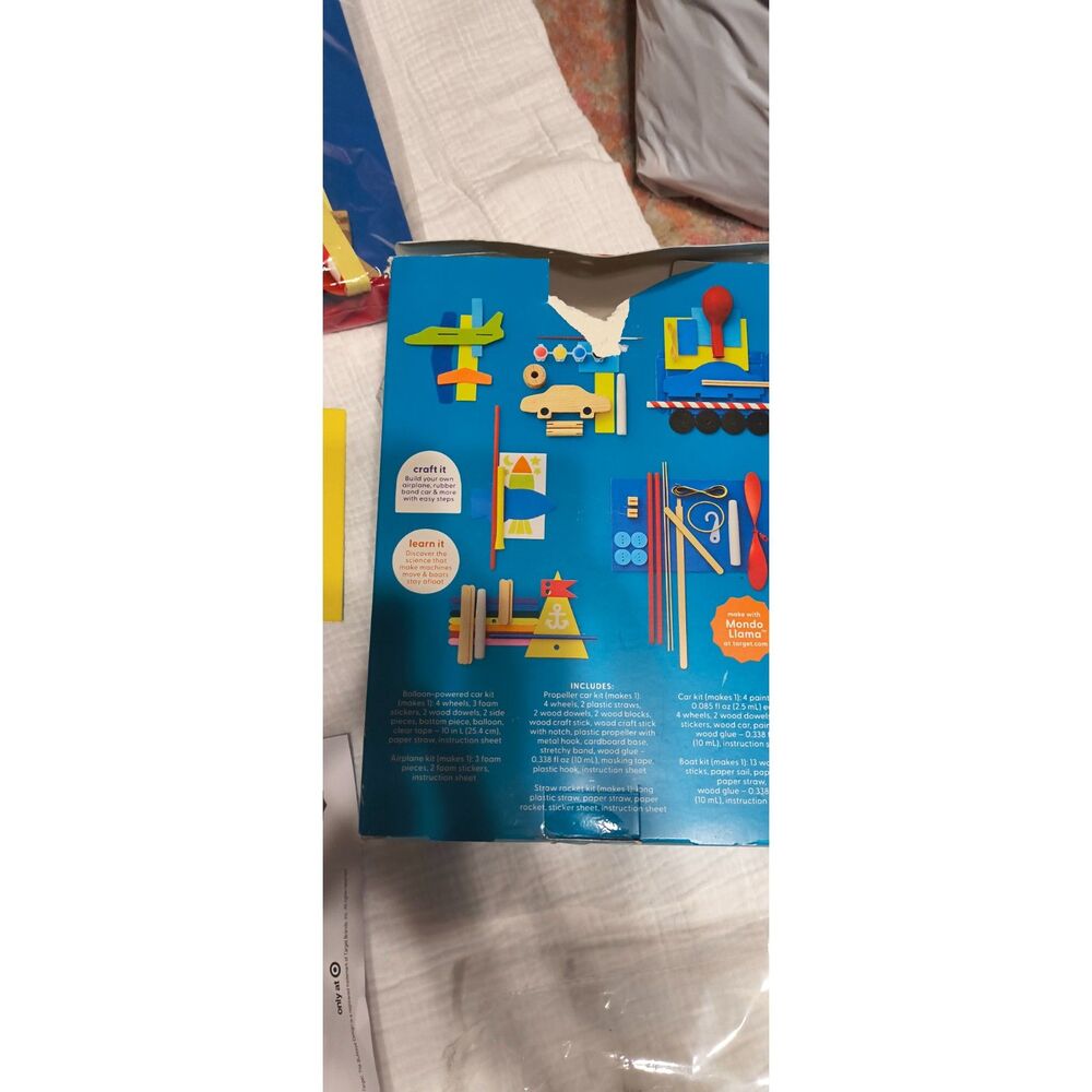 Mondo Llama Science kit